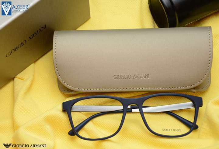 Best Place to Buy Branded Original and Authentic Eyewear Frames in Pakistan