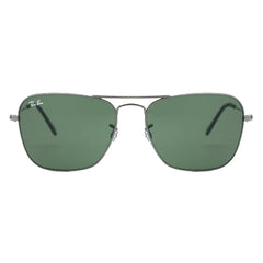 Stylish Ray-Ban RB3136 004 Carvan sunglasses with dark lenses and a modern frame, perfect for any occasion.