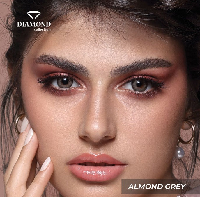 Bella Diamond Almond Grey "One pair of contact lenses is accompanied by one complimentary container."-1
