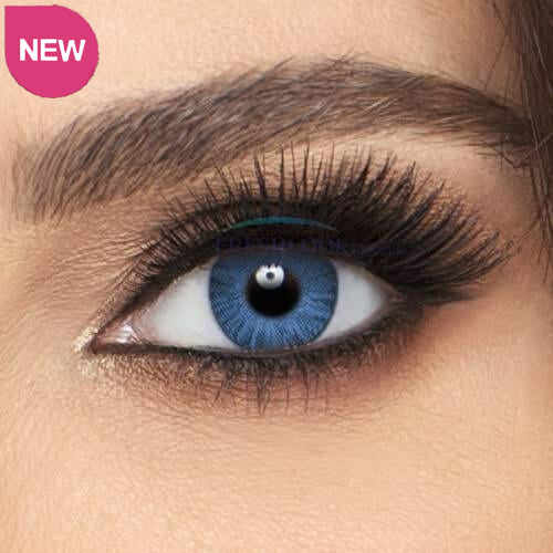 Freshlook ColorBlends Brilliant Blue "One pair contact lenses and container included."